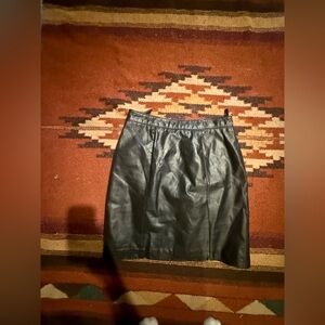 Byrnes and Baker Black 100% Leather mini Skirt